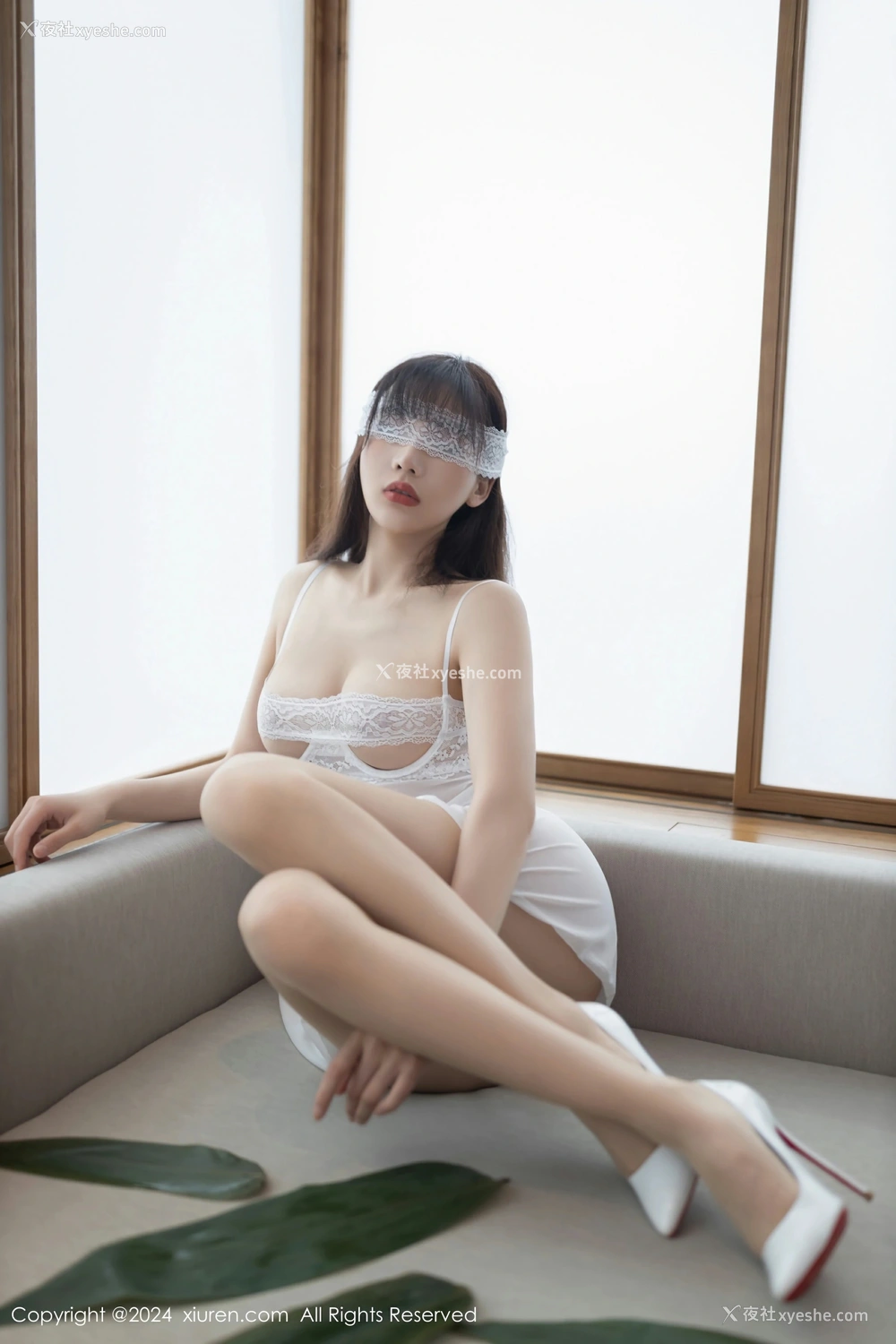 1P - [XiuRen秀人网] No.8665 陆萱萱