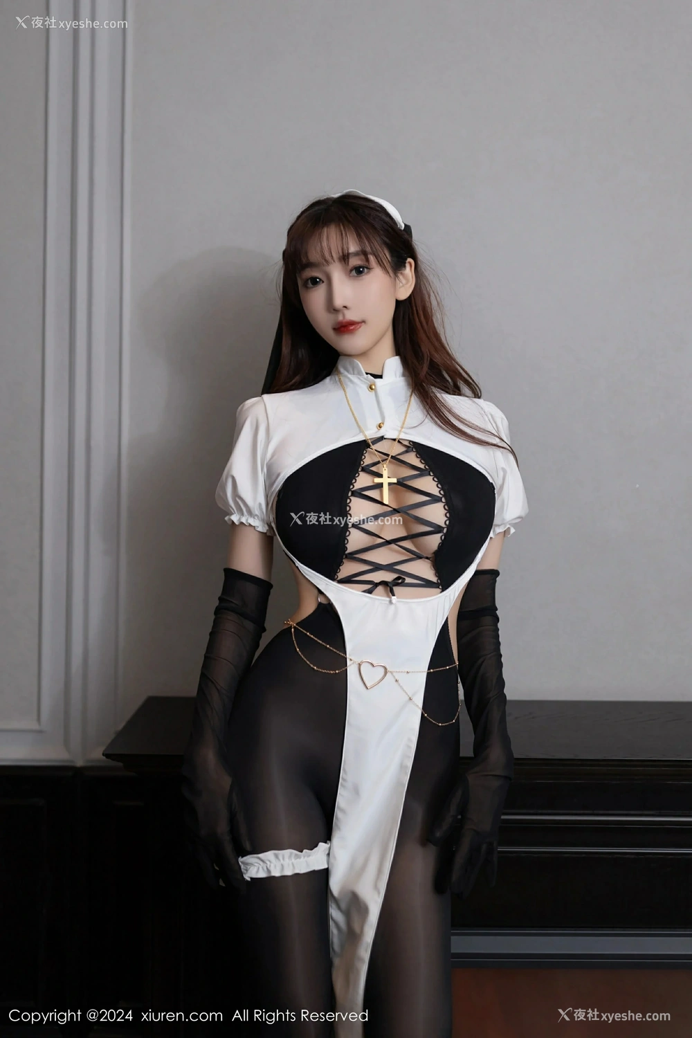 1P - [XiuRen秀人网] No.9216 陆萱萱