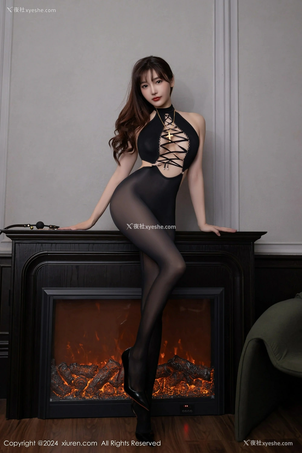 1P - [XiuRen秀人网] No.9216 陆萱萱