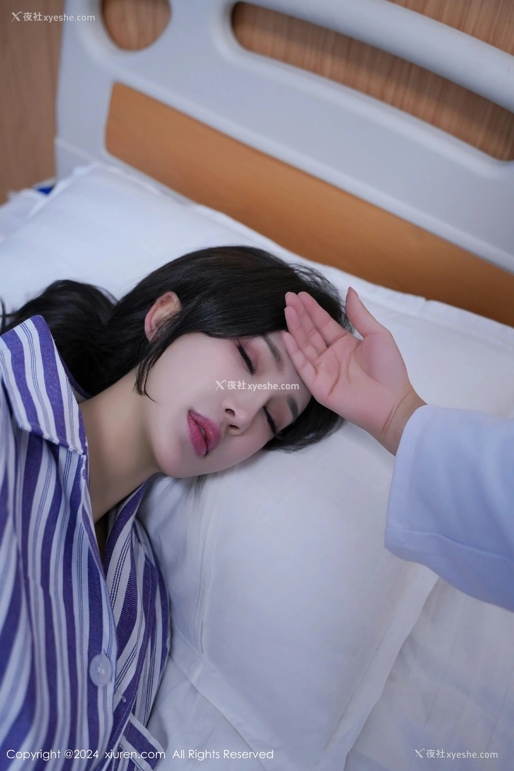 1P - [XiuRen秀人网] No.8346 Carol周妍希X
