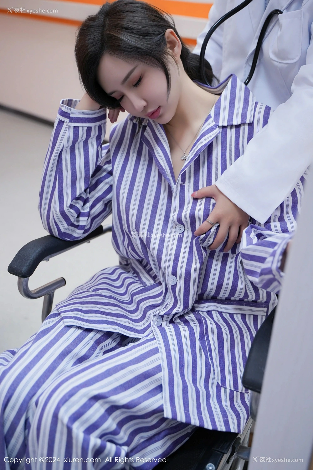 1P - [XiuRen秀人网] No.8346 Carol周妍希X