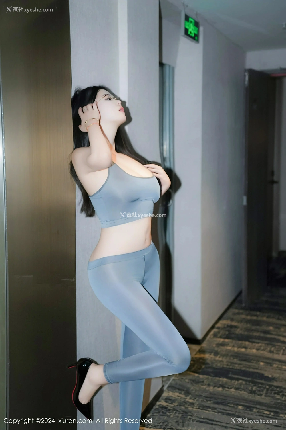 1P - [XiuRen秀人网] No.9357 樱桃小犊子