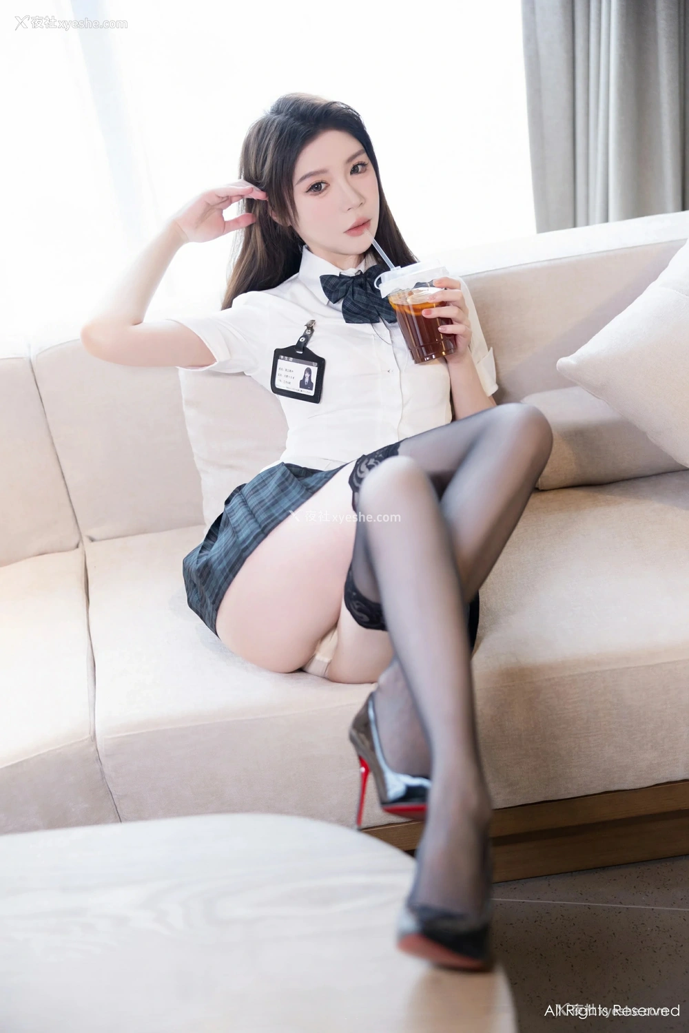 1P - [XiuRen秀人网] No.9074 梦心玥