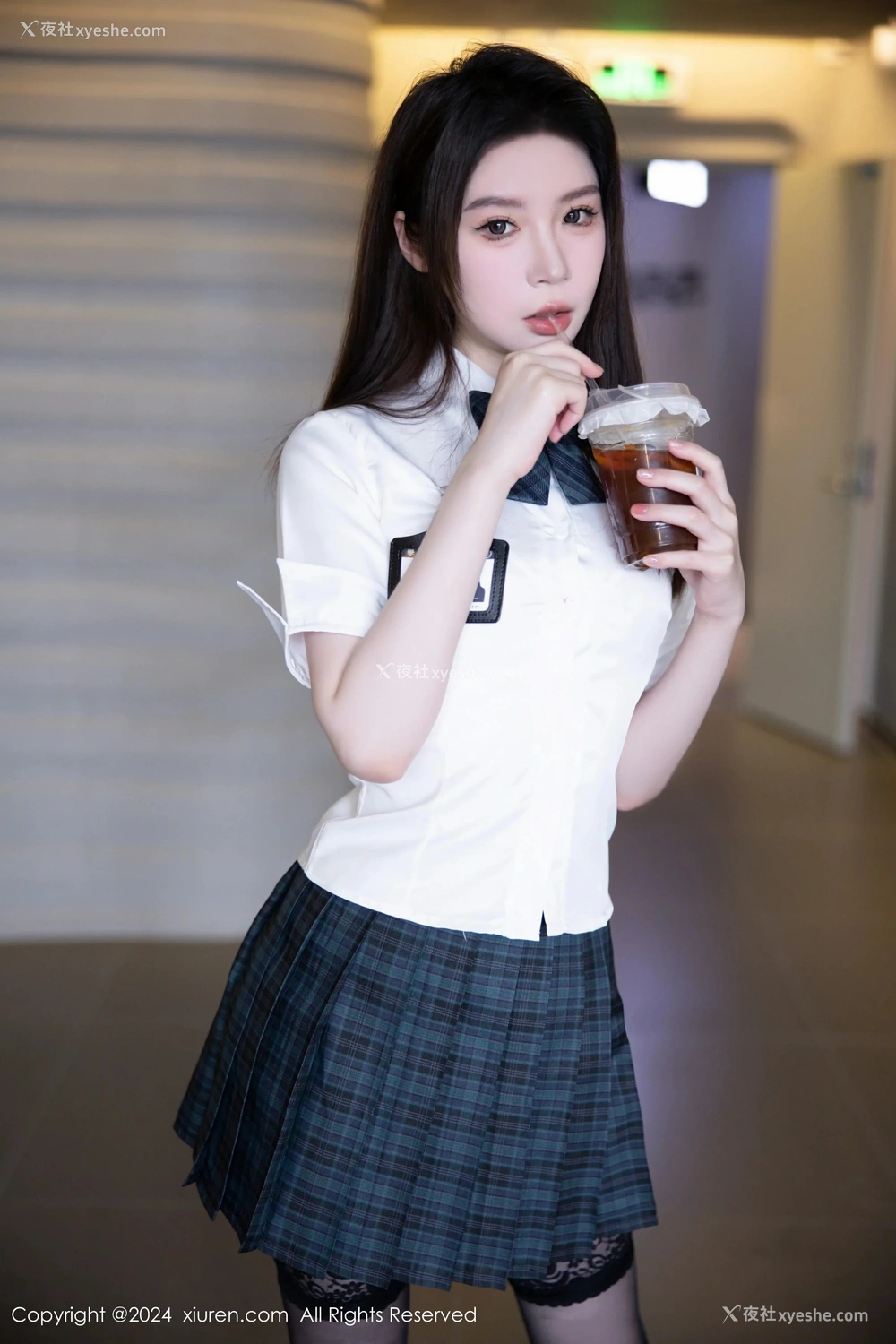 1P - [XiuRen秀人网] No.9074 梦心玥