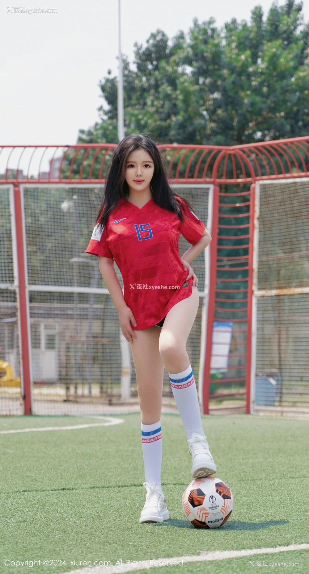1P - [XiuRen秀人网] No.8733 小薯条nienie