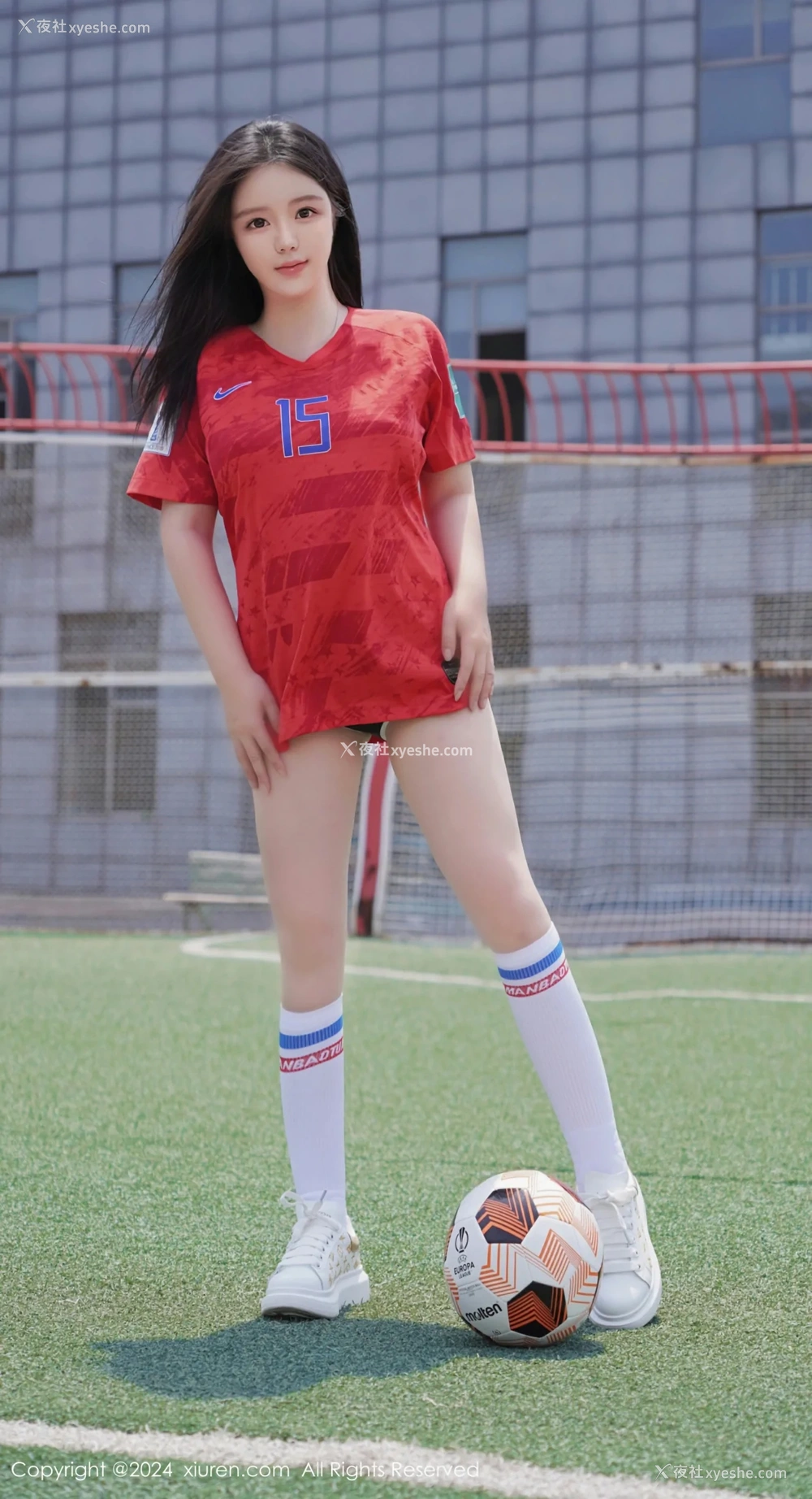 1P - [XiuRen秀人网] No.8733 小薯条nienie