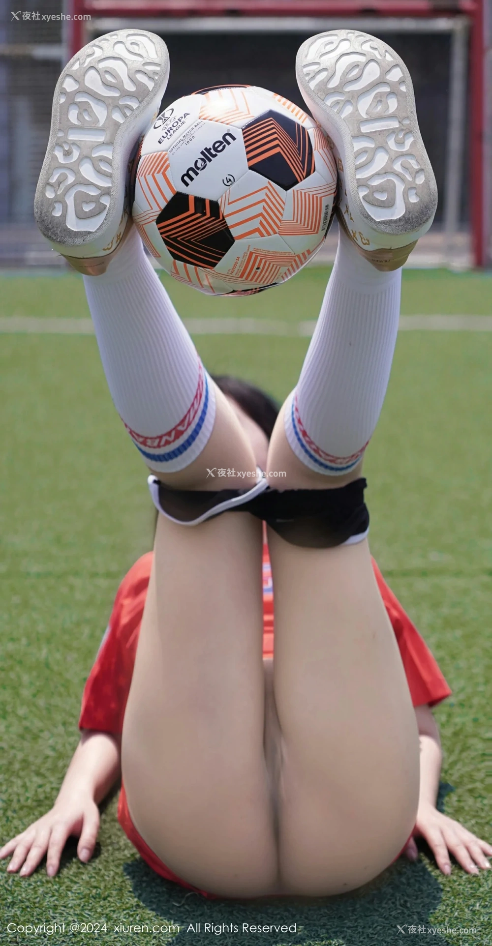 1P - [XiuRen秀人网] No.8733 小薯条nienie