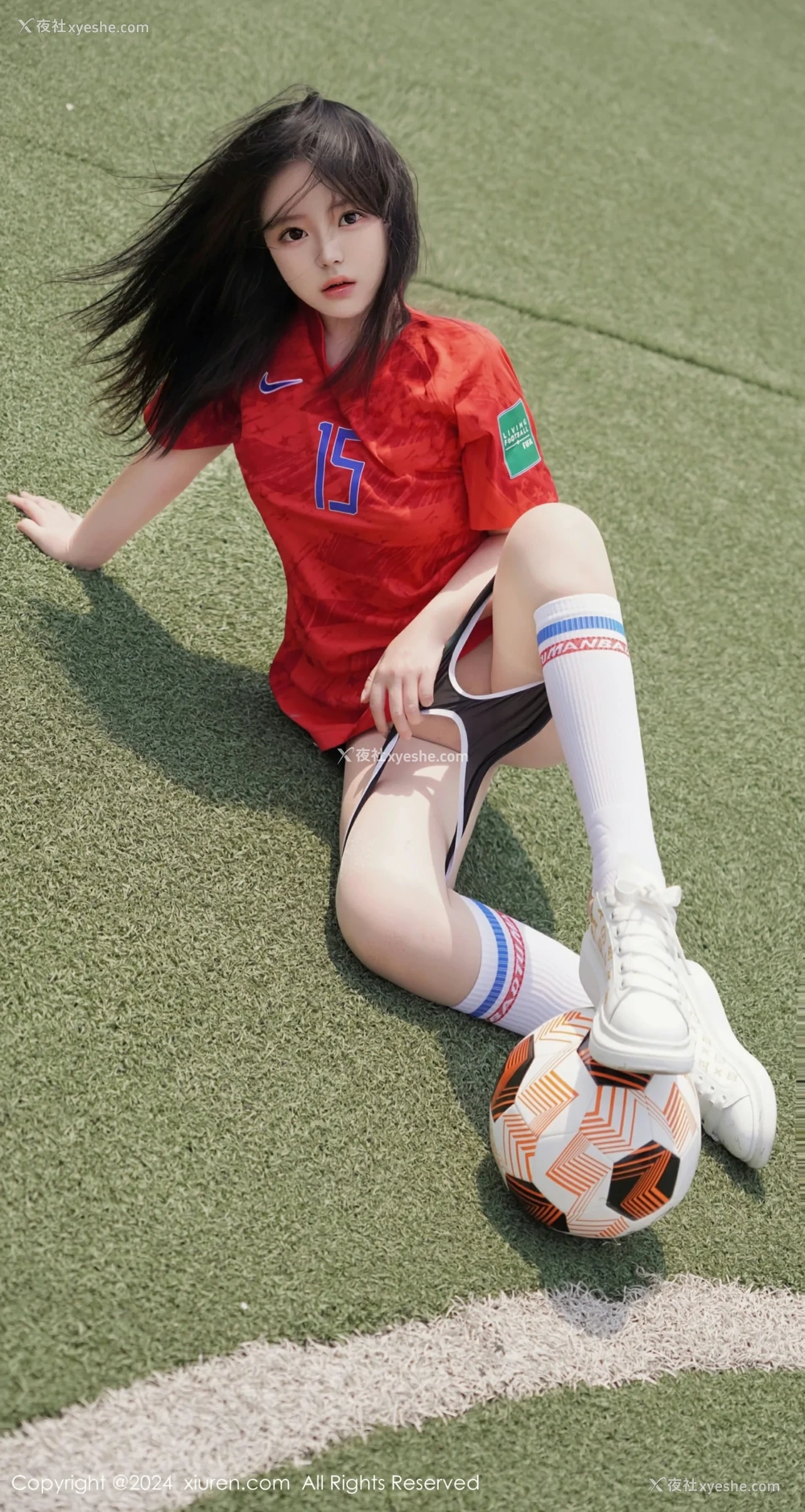 1P - [XiuRen秀人网] No.8733 小薯条nienie