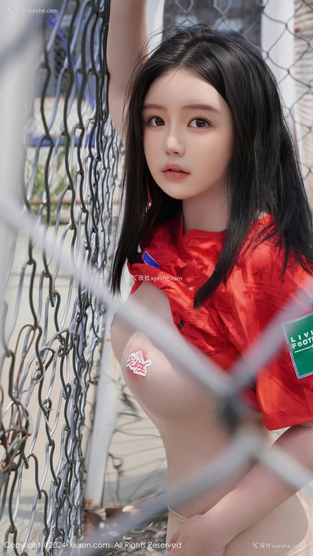 1P - [XiuRen秀人网] No.8733 小薯条nienie