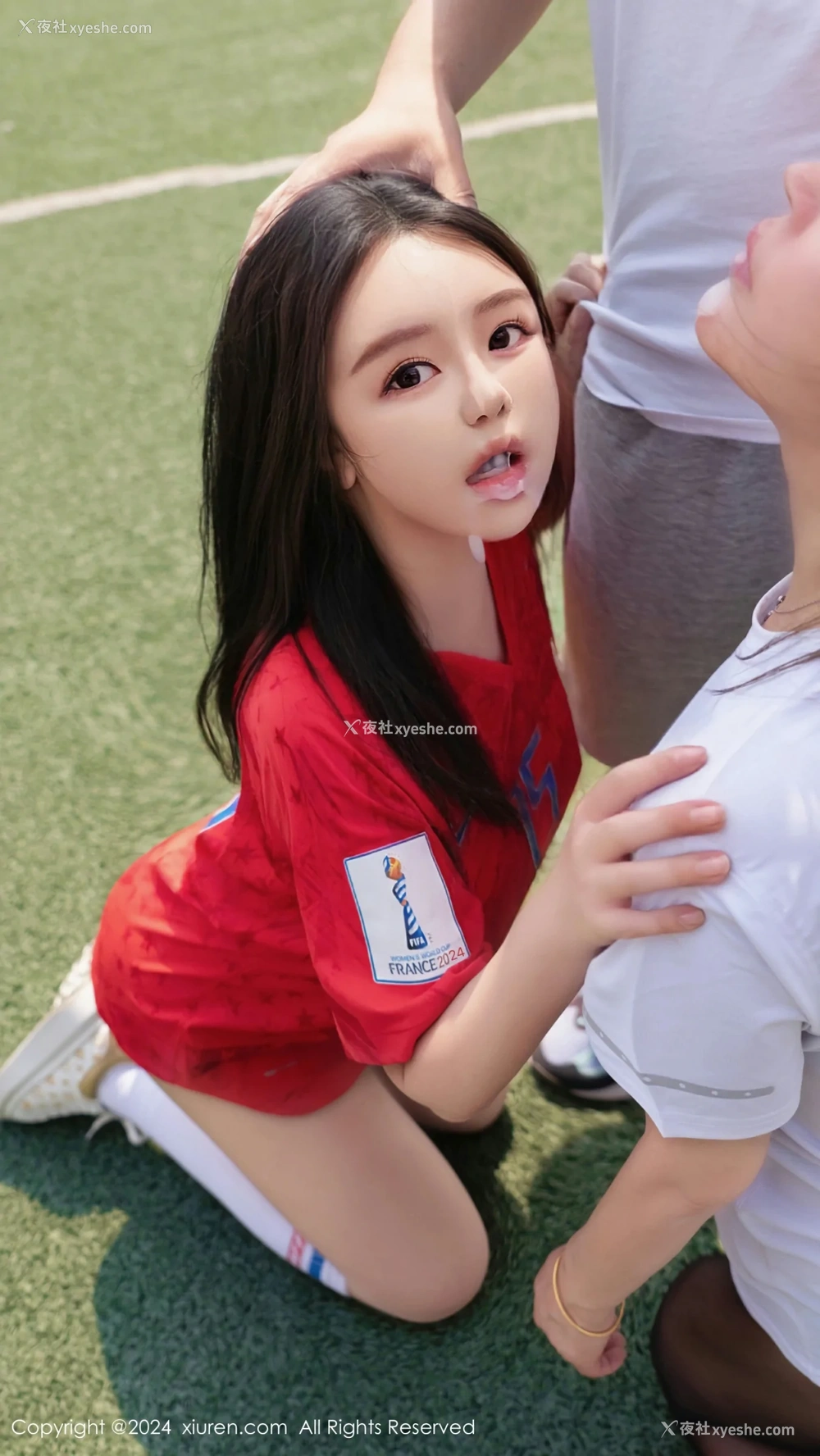 1P - [XiuRen秀人网] No.8733 小薯条nienie