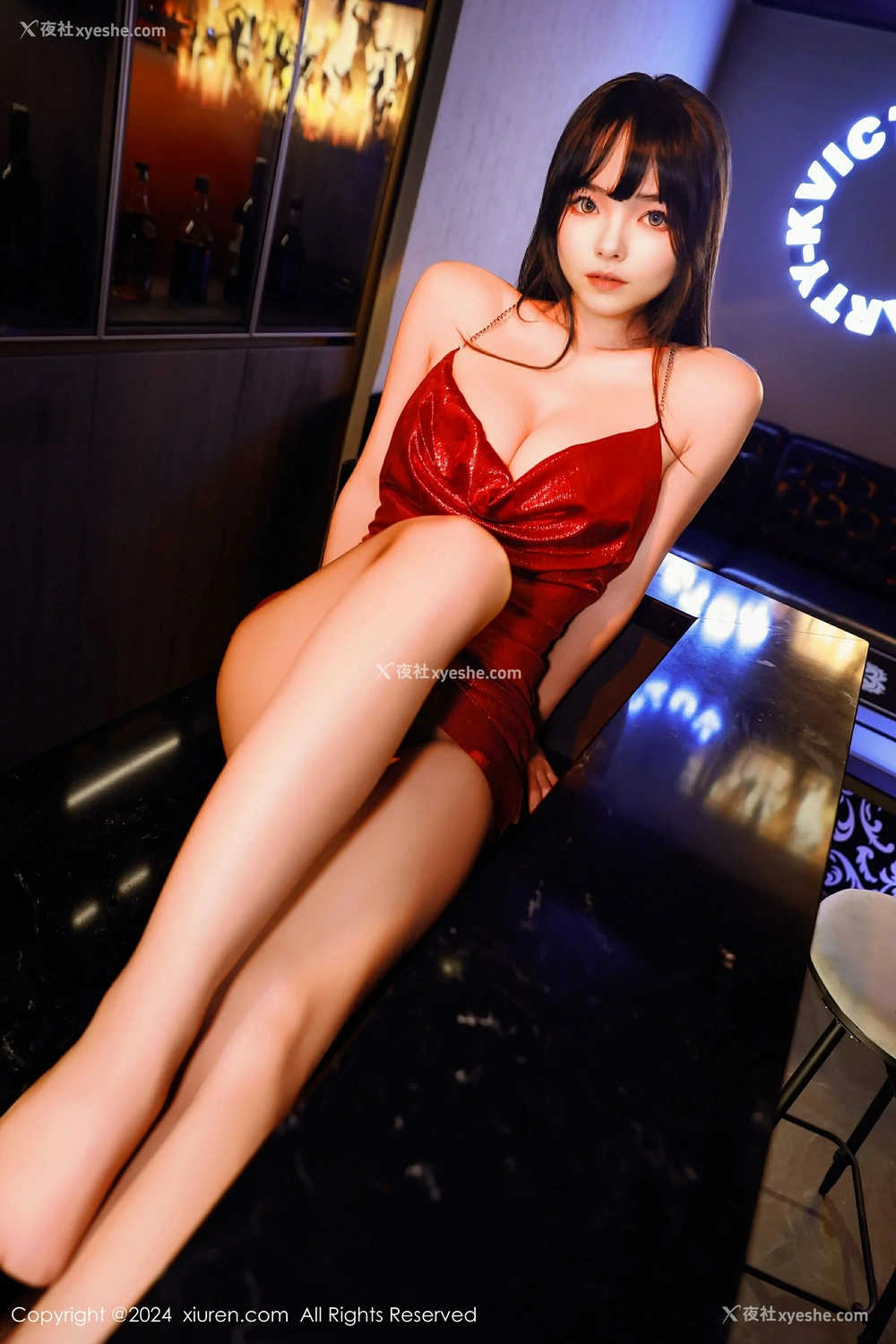 1P - [XiuRen秀人网] No.9295 叫我小猫