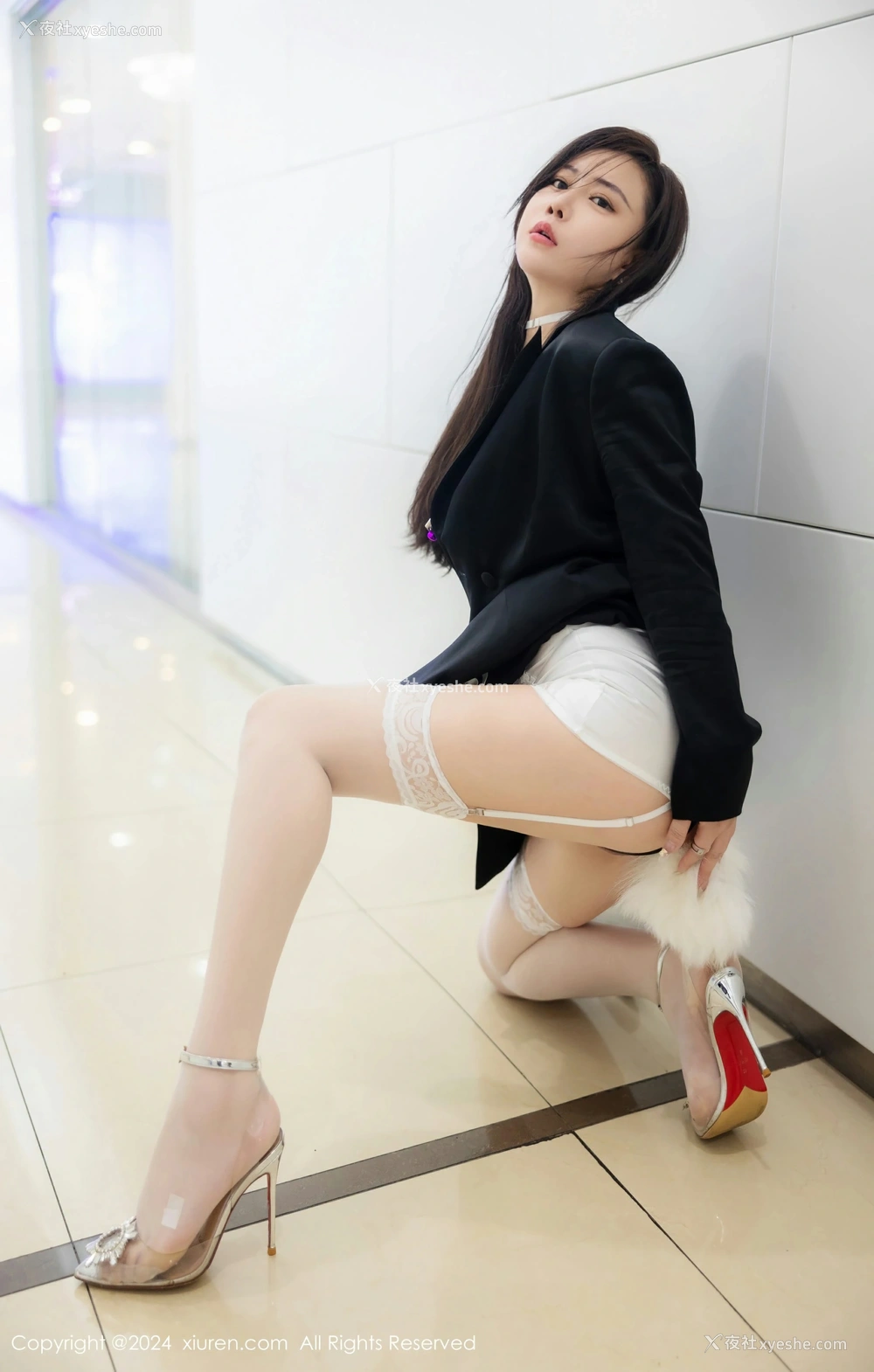 1P - [XiuRen秀人网] No.8642 王婉悠Queen