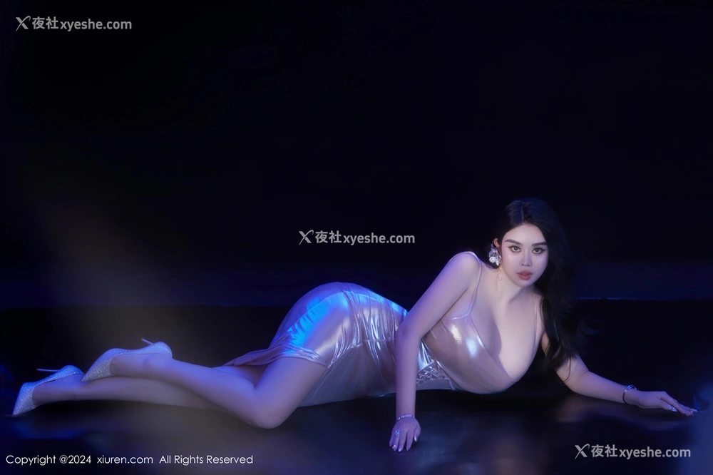 1P - [XiuRen秀人网] No.8878 戴渃欣
