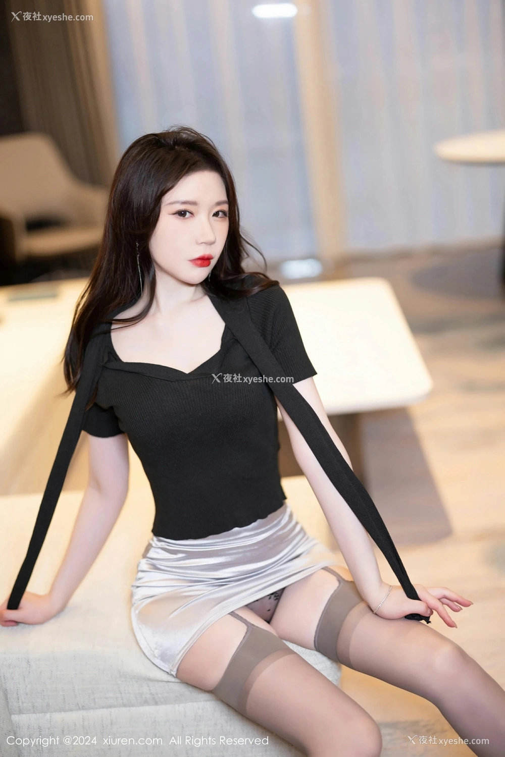 1P - [XiuRen秀人网] No.8689 梦心玥