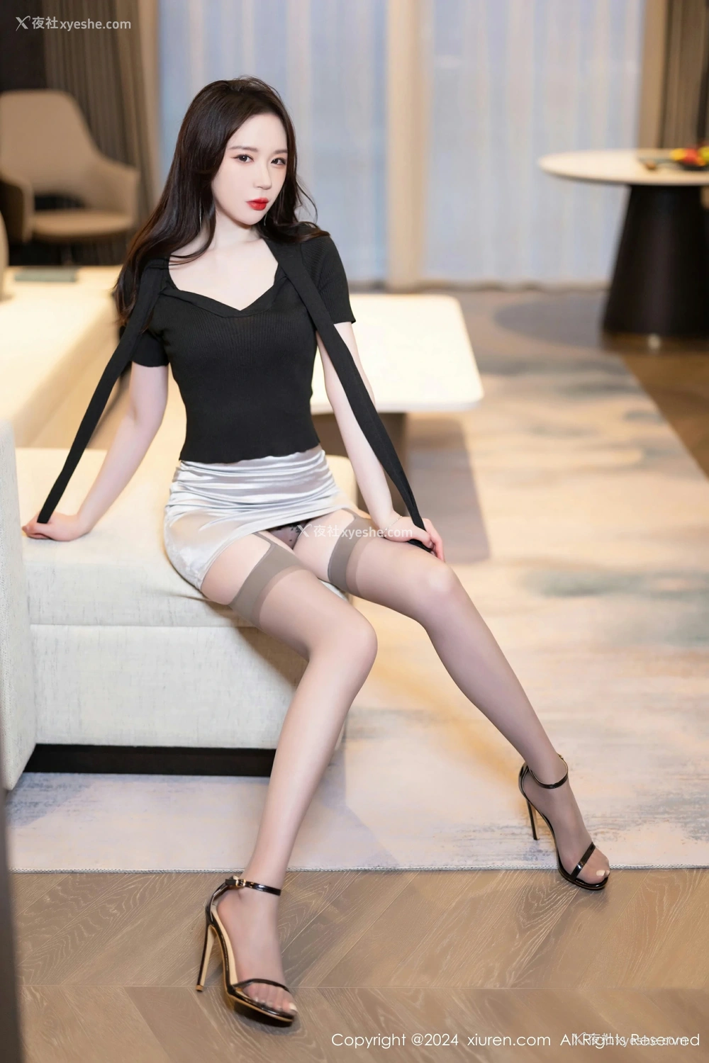 1P - [XiuRen秀人网] No.8689 梦心玥