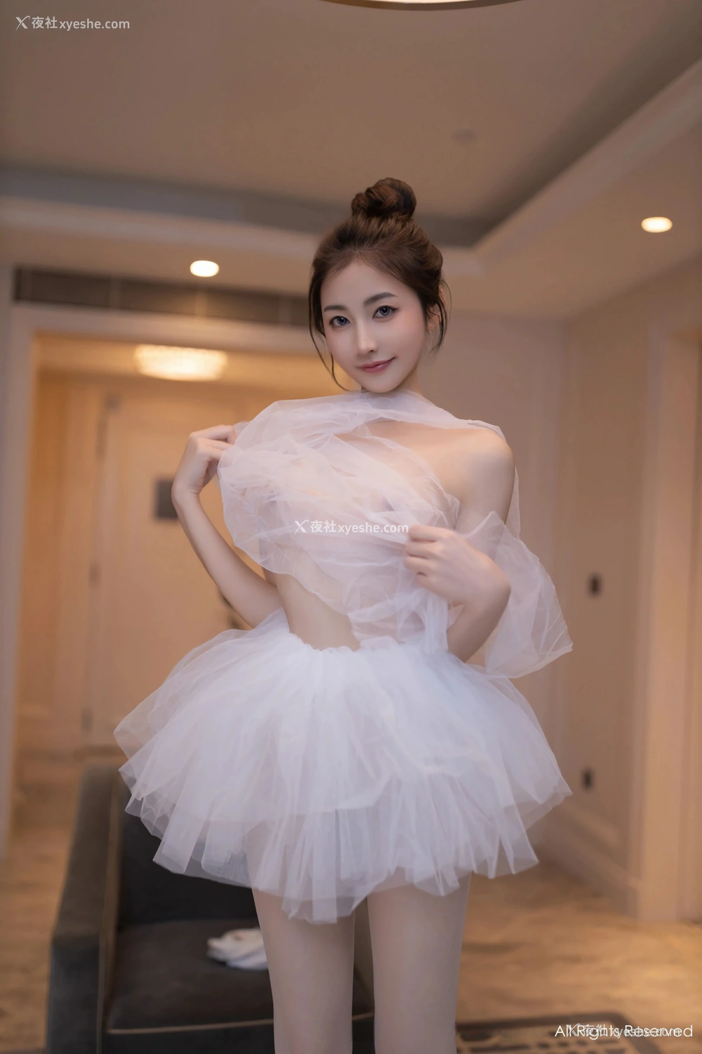 1P - [XiuRen秀人网] No.8657 鱼尾fish