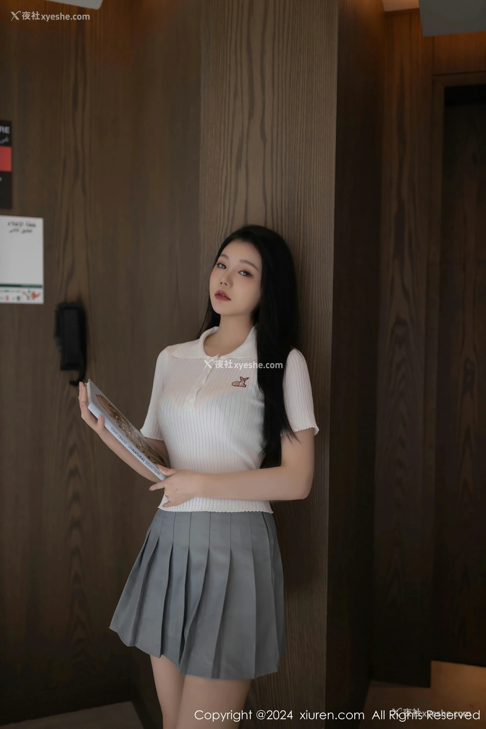 1P - [XiuRen秀人网] No.8649 安然anran