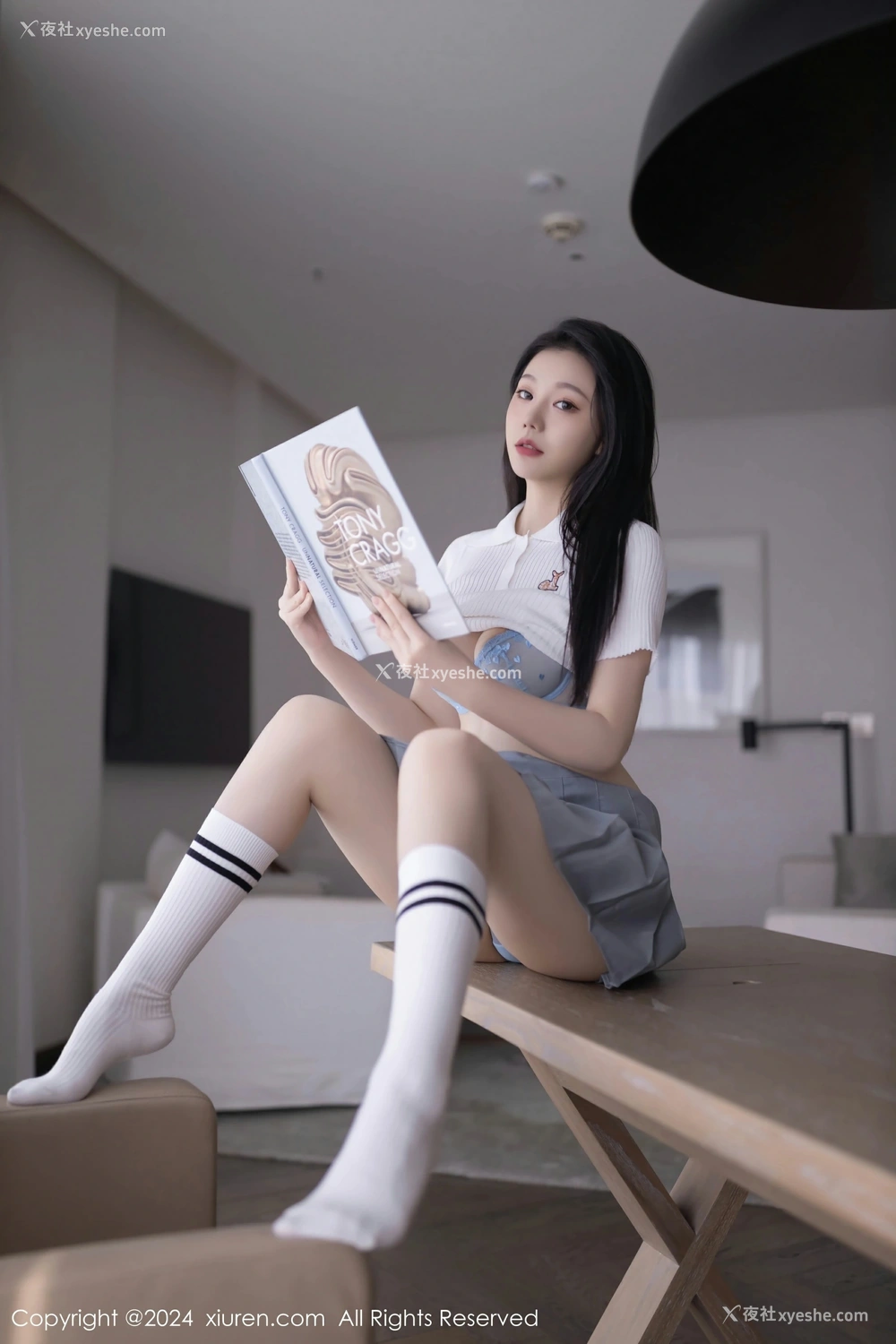 1P - [XiuRen秀人网] No.8649 安然anran