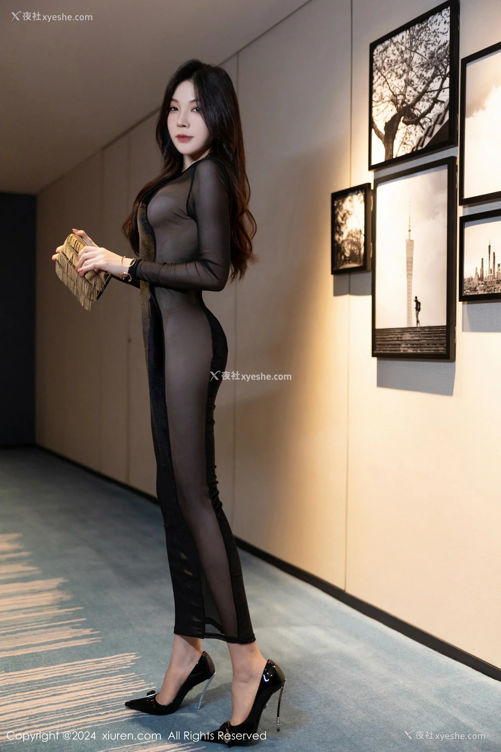 1P - [XiuRen秀人网] No.8598 徐莉芝Booty