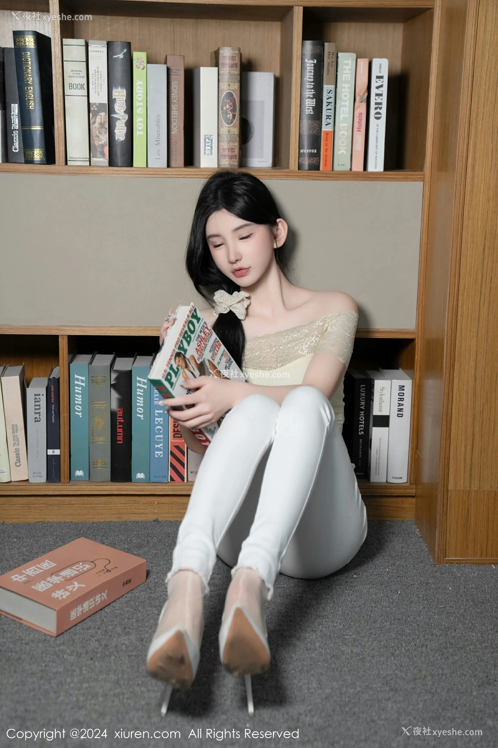1P - [XiuRen秀人网] No.8633 周于希Sally