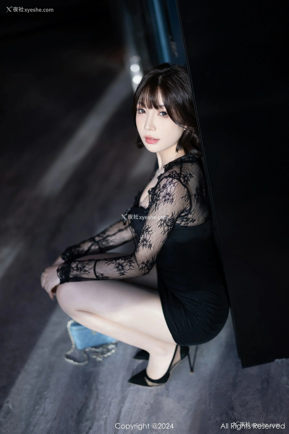 1P - [XiuRen秀人网] No.9048 徐莉芝Booty