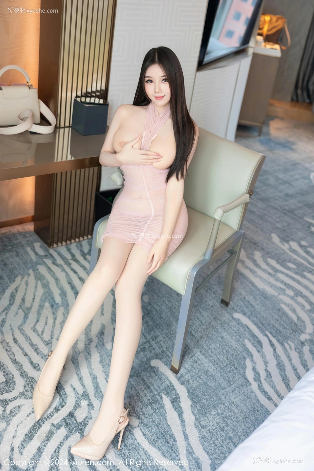 1P - [XiuRen秀人网] No.9057 金允珍呐