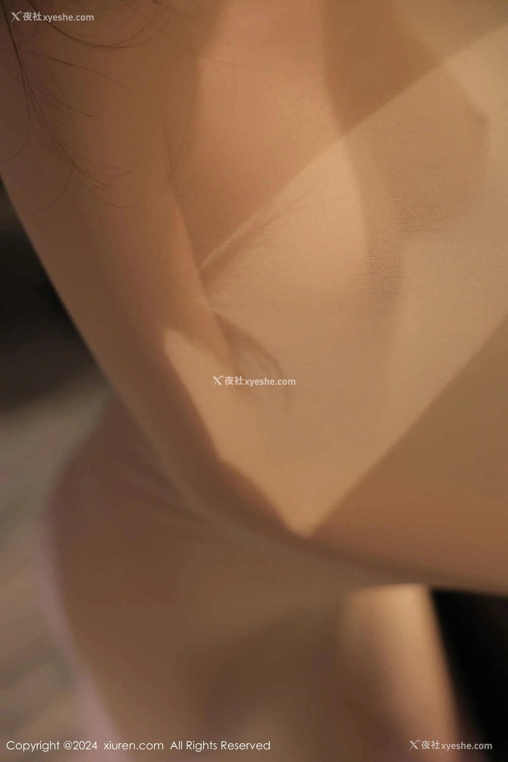 1P - [XiuRen秀人网] No.9073 袁圆