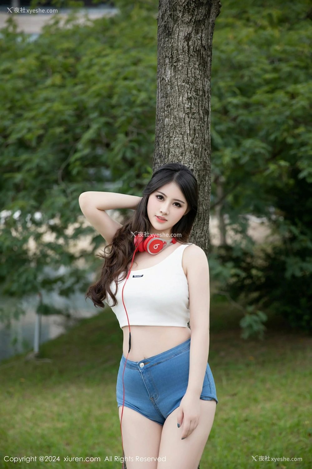 1P - [XiuRen秀人网] No.9354 诗诗kiki