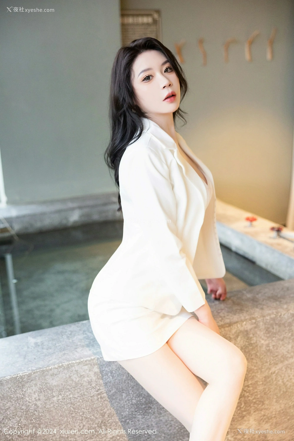 1P - [XiuRen秀人网] No.9222 梦心玥