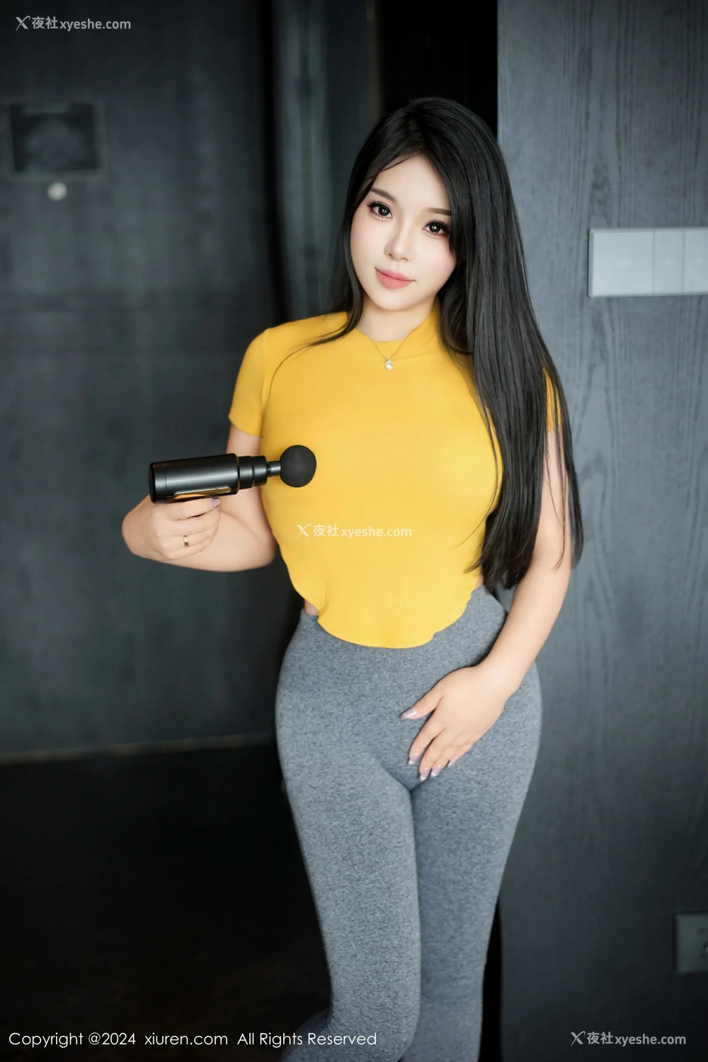 1P - [XiuRen秀人网] No.9117 麦田