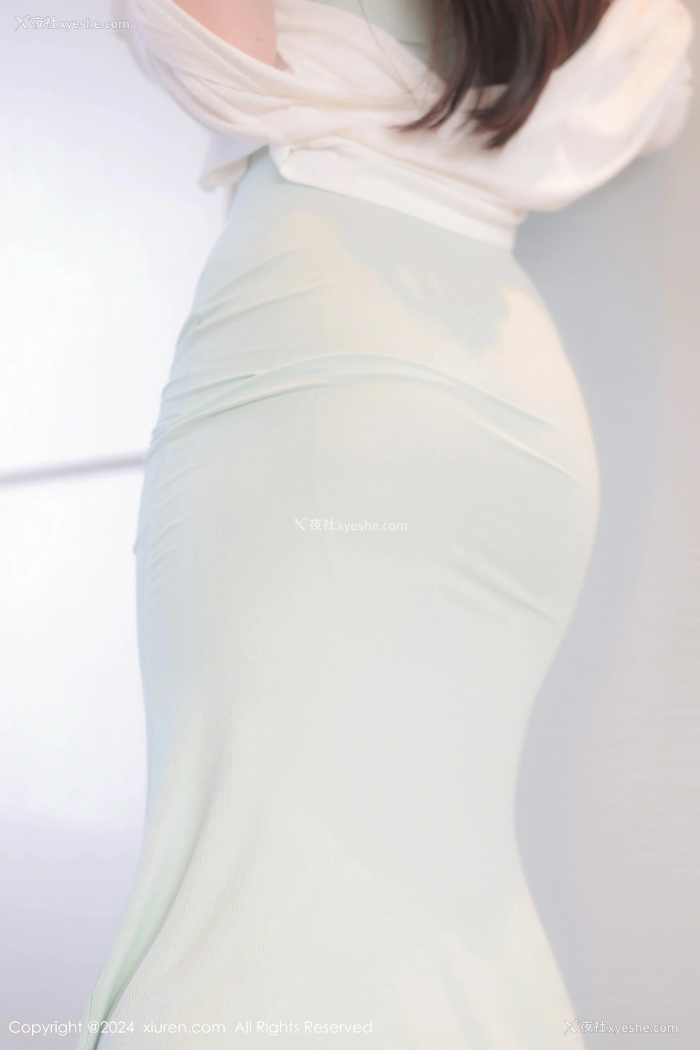 1P - [XiuRen秀人网] No.9080 白茹雪abby