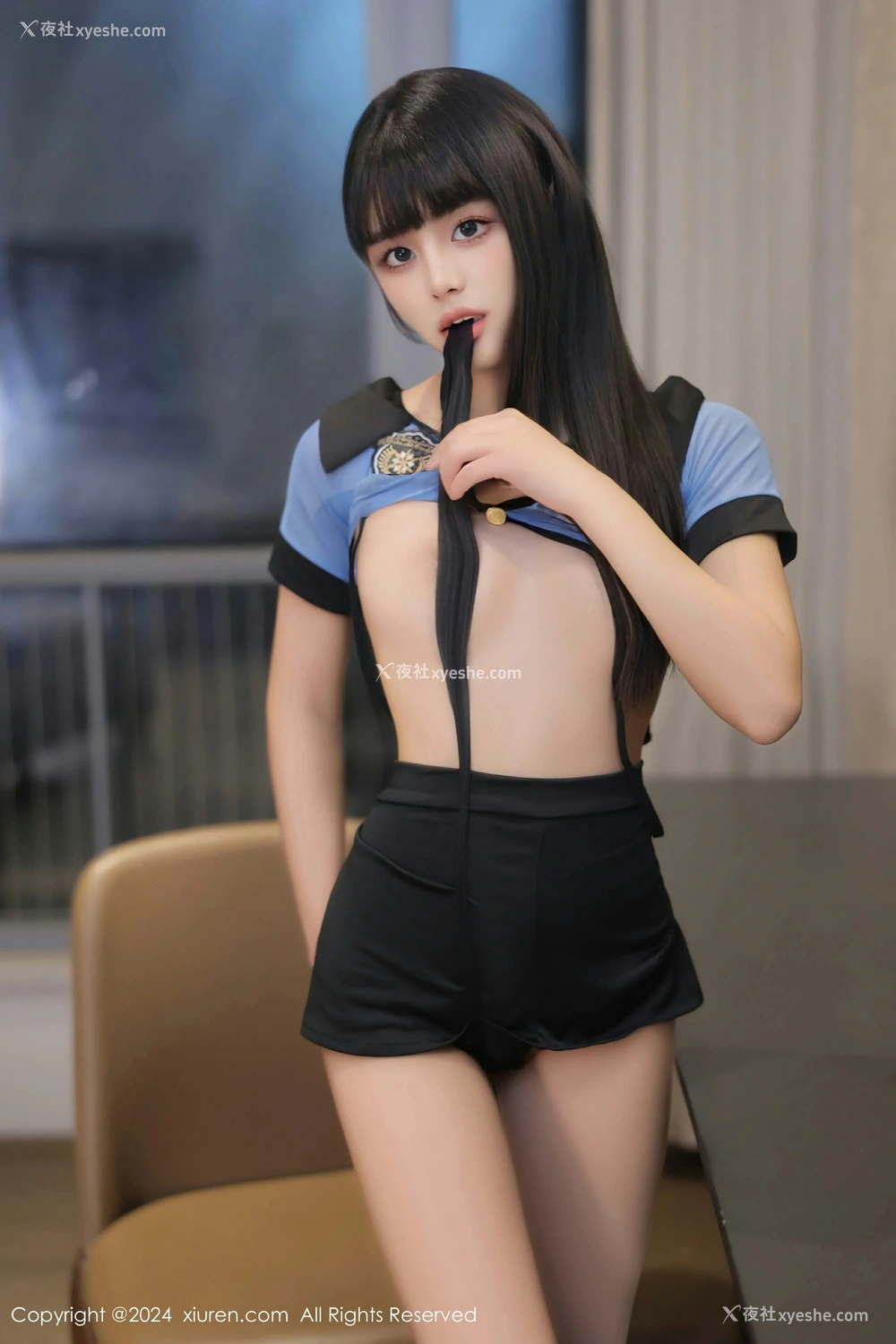 1P - [XiuRen秀人网] No.8584 美少女@