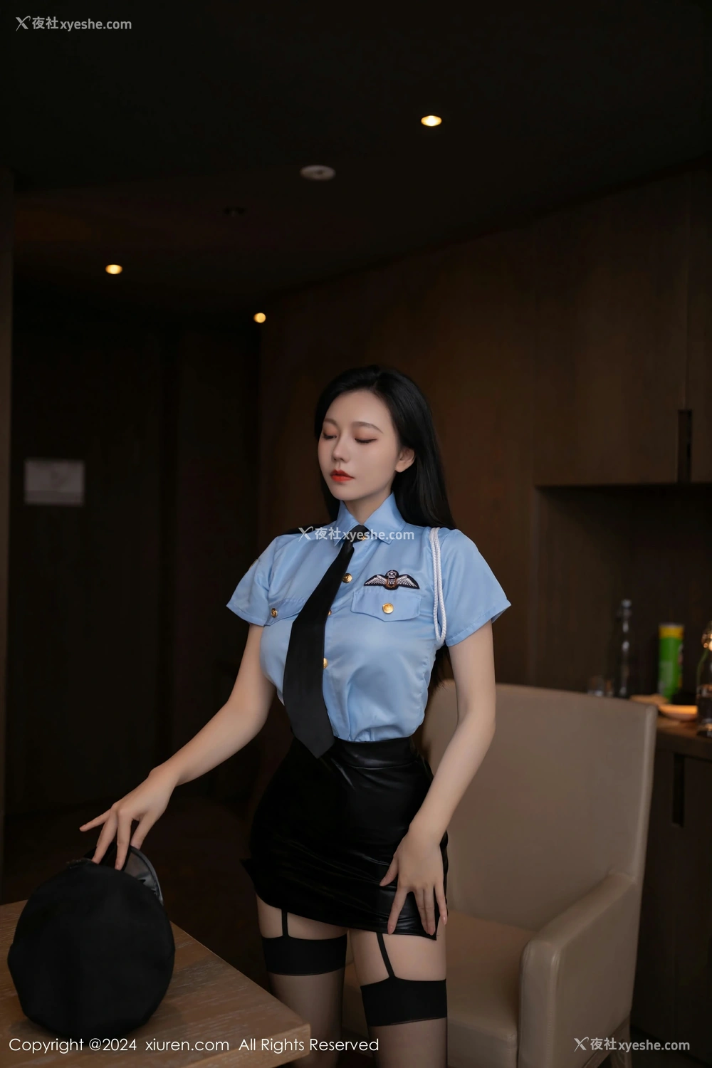 1P - [XiuRen秀人网] No.8681 安然anran
