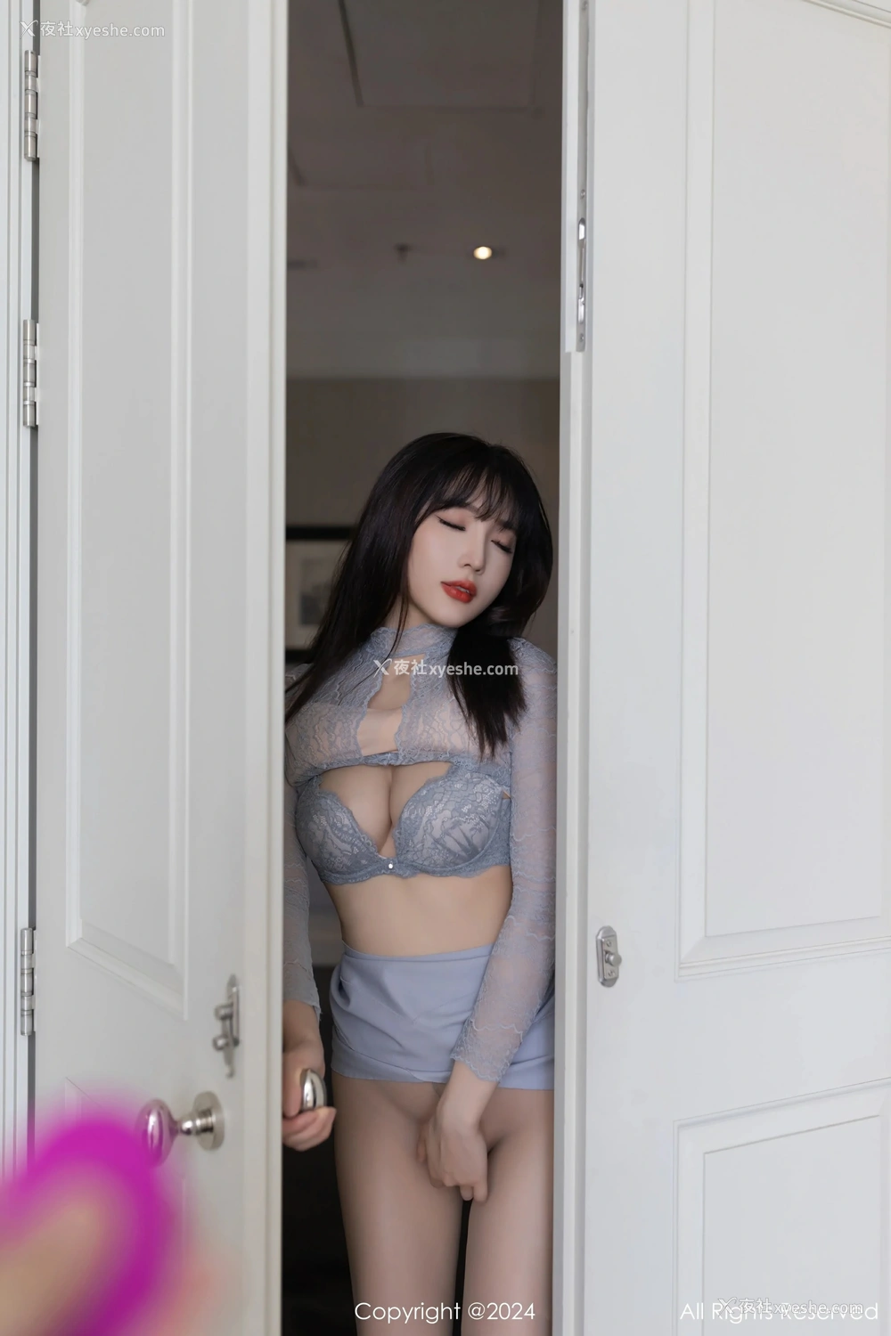 1P - [XiuRen秀人网] No.9055 陆萱萱