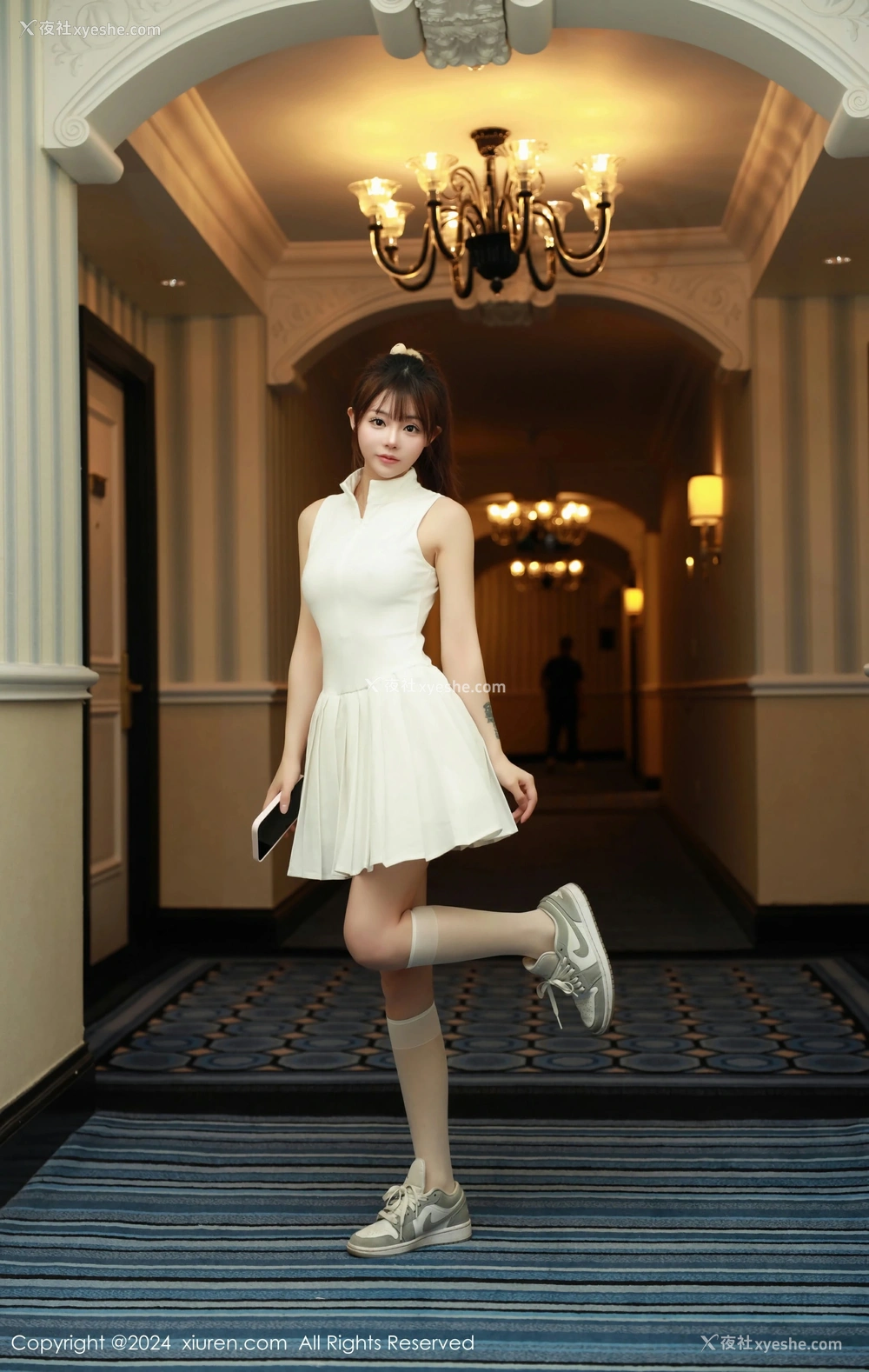 1P - [XiuRen秀人网] No.8685 佘贝拉Bella