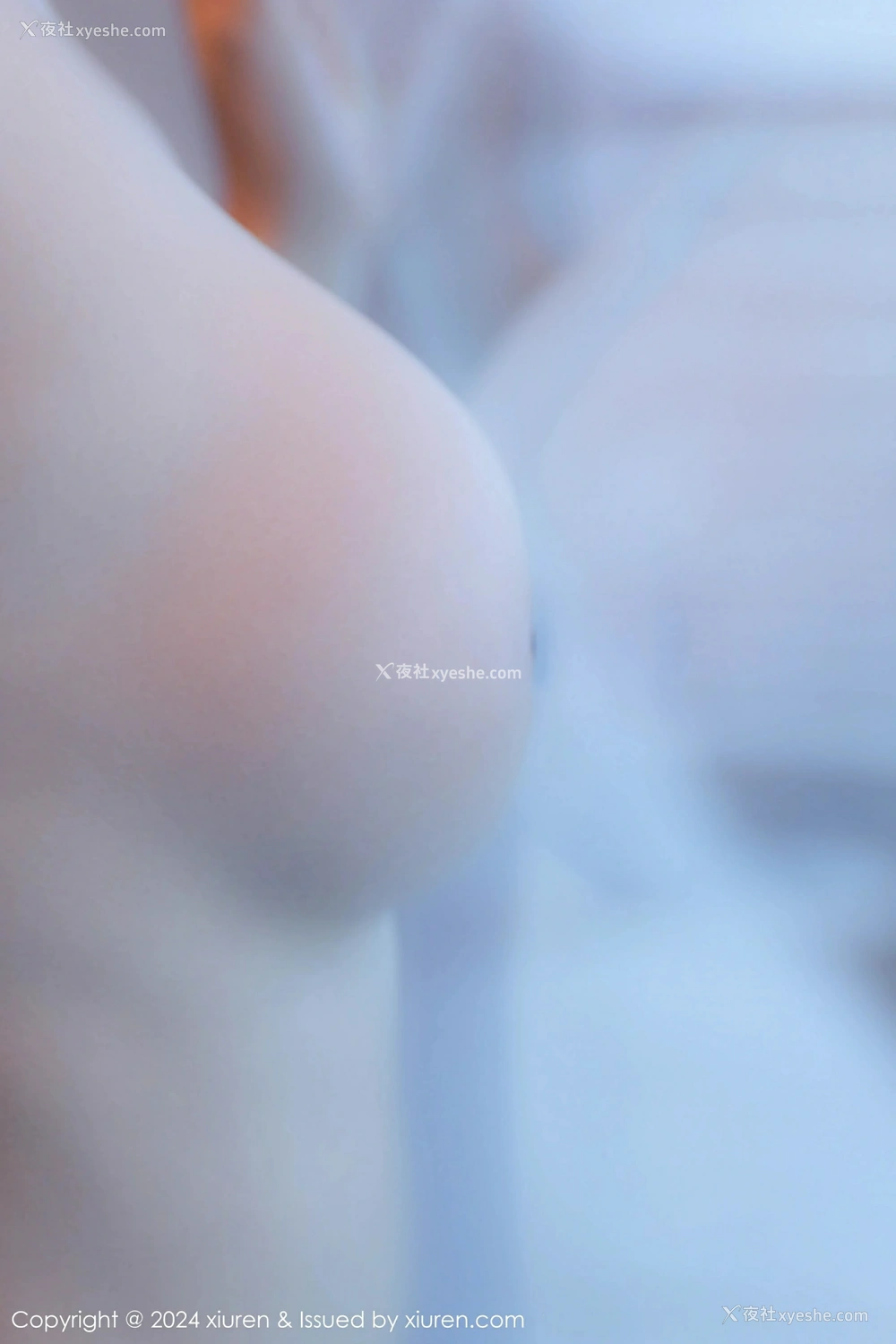 1P - [XiuRen秀人网] No.9247 小蛮妖Yummy