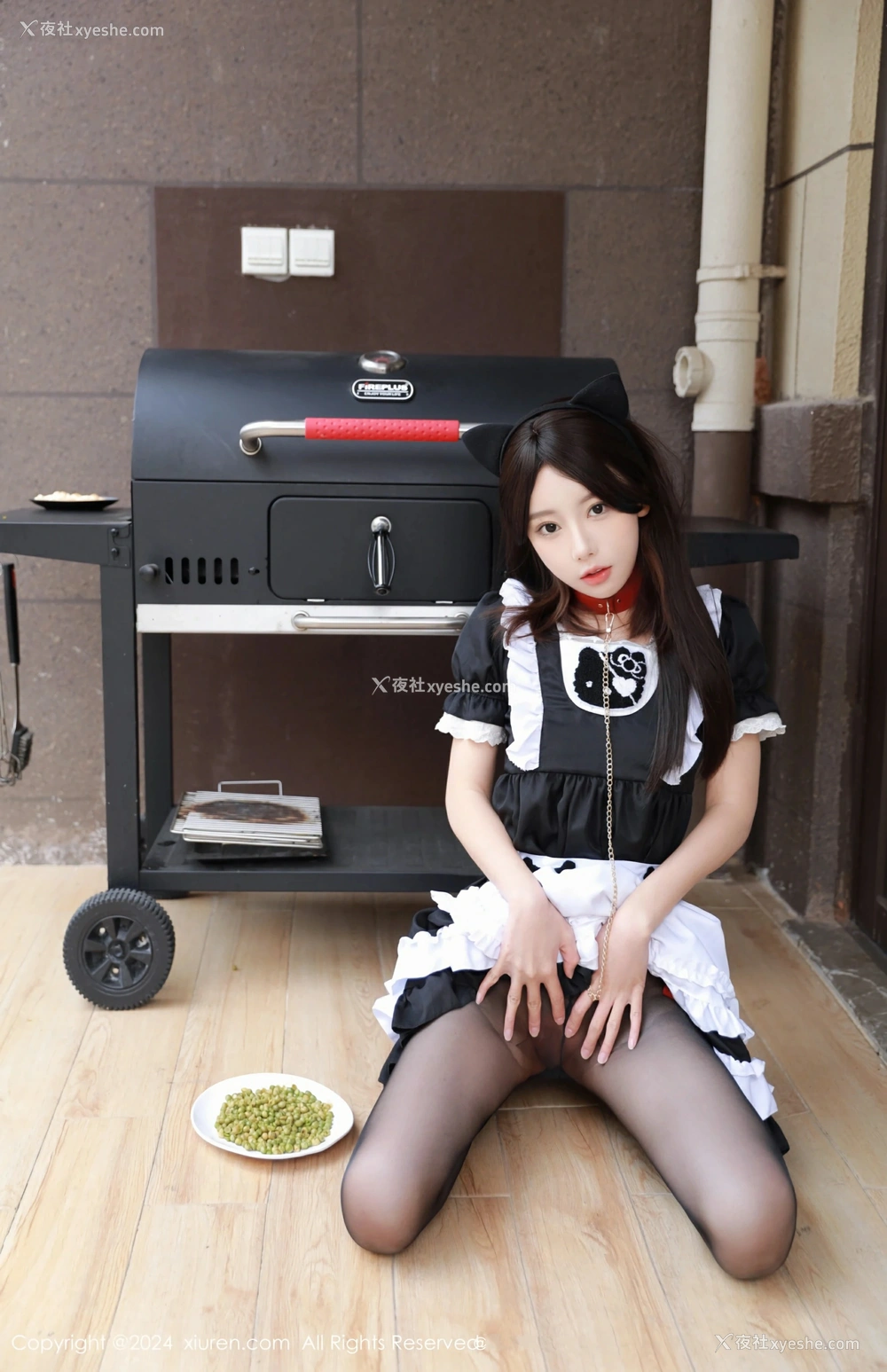1P - [XiuRen秀人网] No.8351 桃妖夭