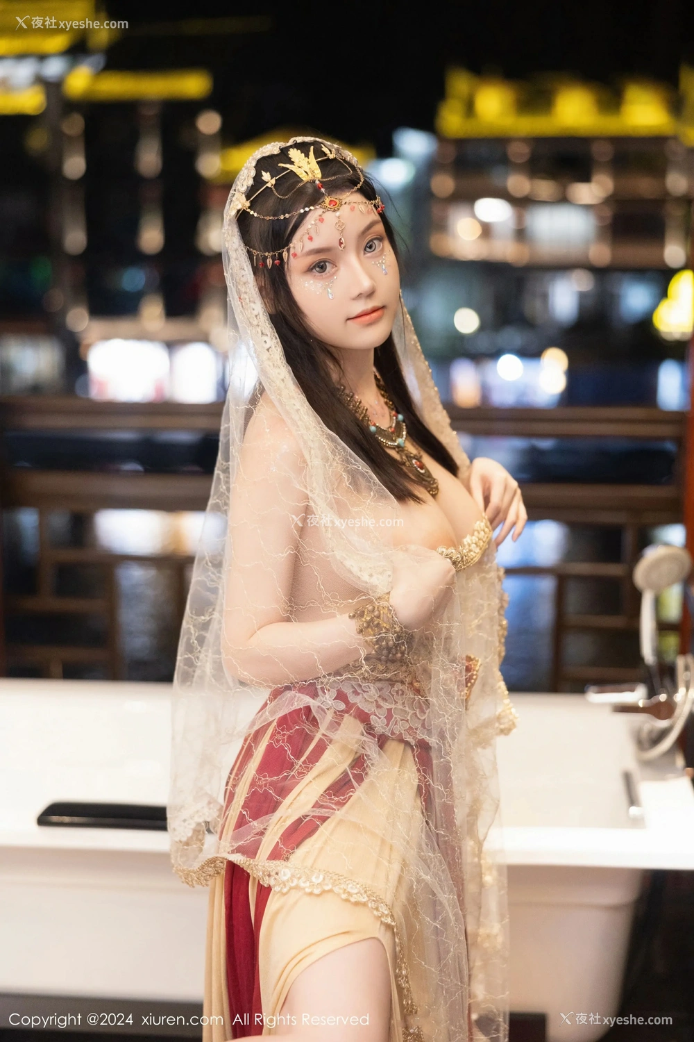 1P - [XiuRen秀人网] No.8349 豆瓣酱