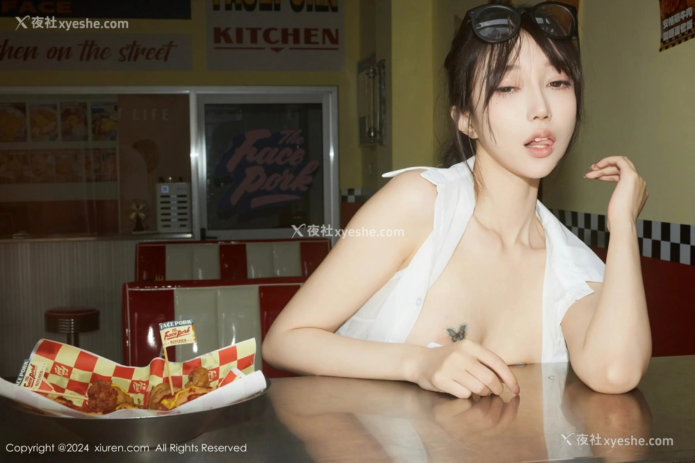 1P - [XiuRen秀人网] No.8811 玥儿玥er