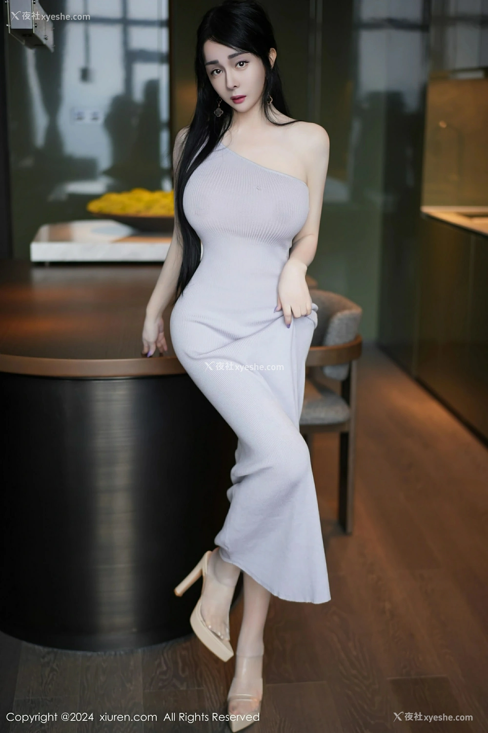 1P - [XiuRen秀人网] No.9183 允爾