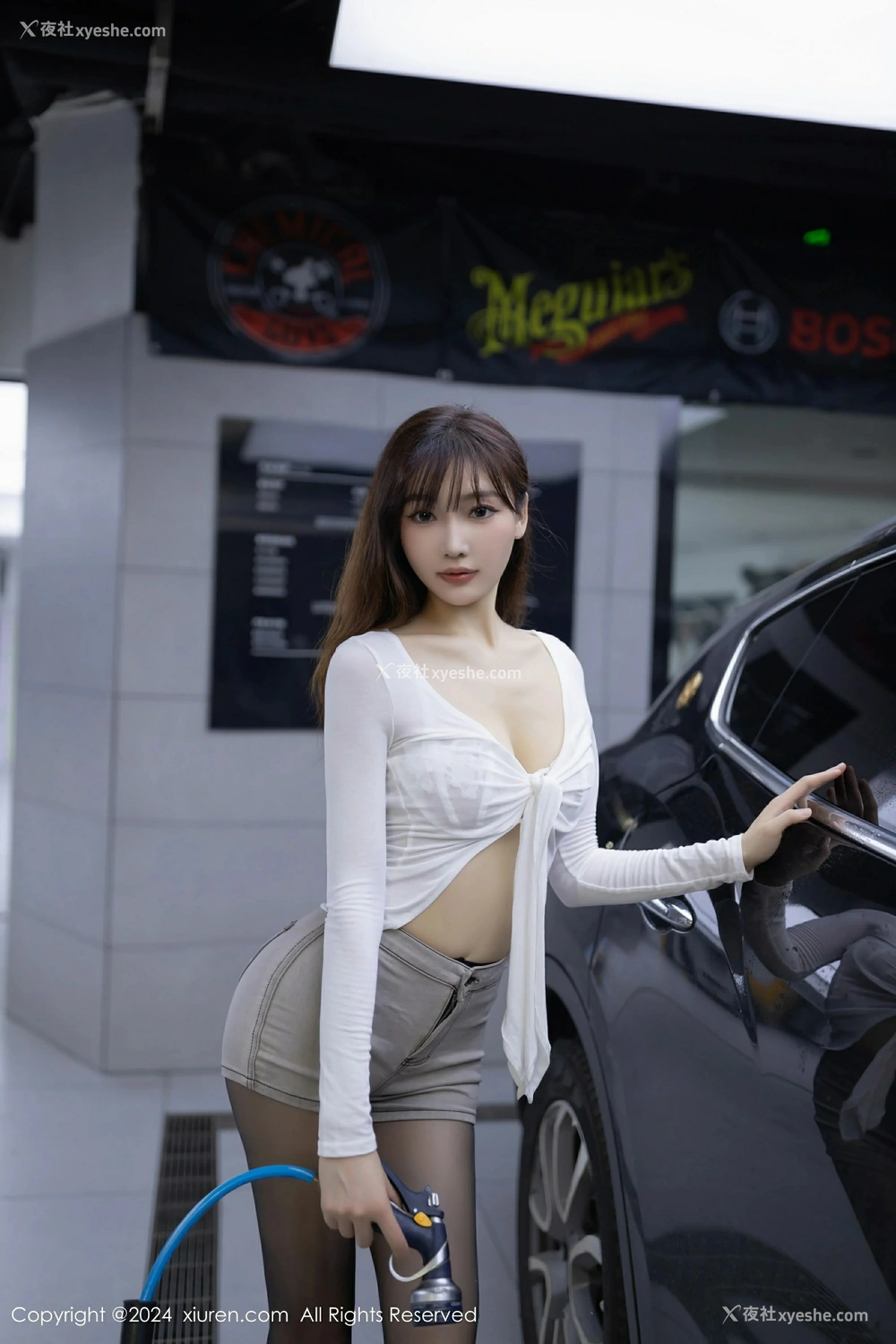 1P - [XiuRen秀人网] No.9181 陆萱萱