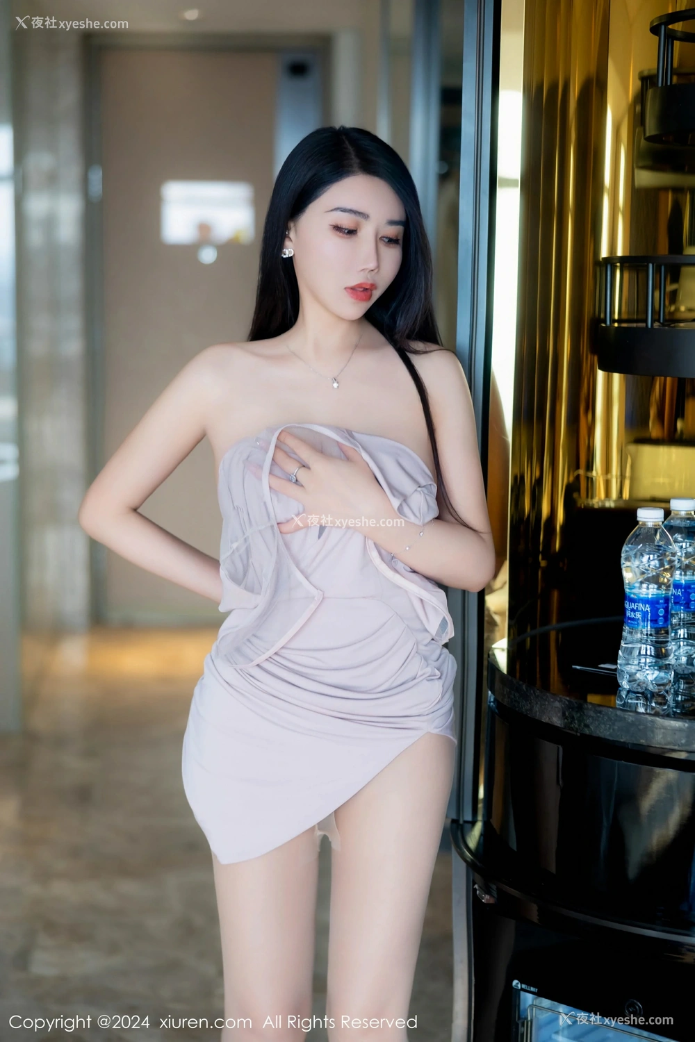 1P - [XiuRen秀人网] No.8655 李若汐