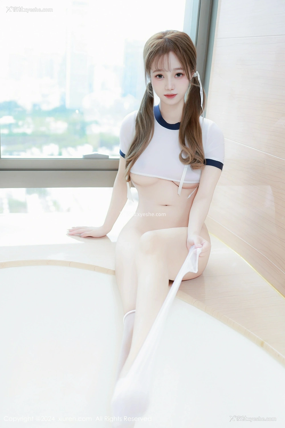 1P - [XiuRen秀人网] No.8757 甜白酱