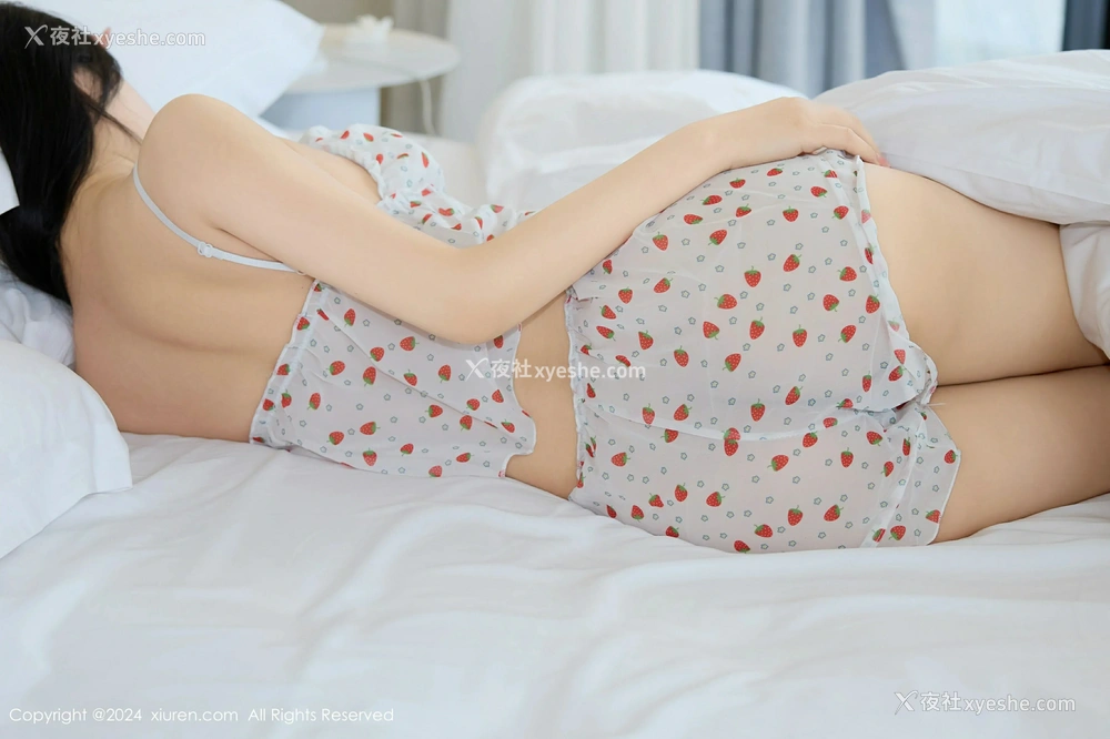 1P - [XiuRen秀人网] No.9409 陈小花