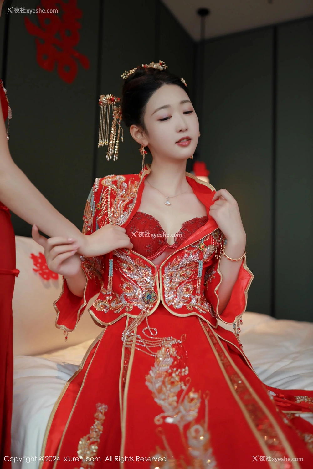 1P - [XiuRen秀人网] No.8972 唐安琪
