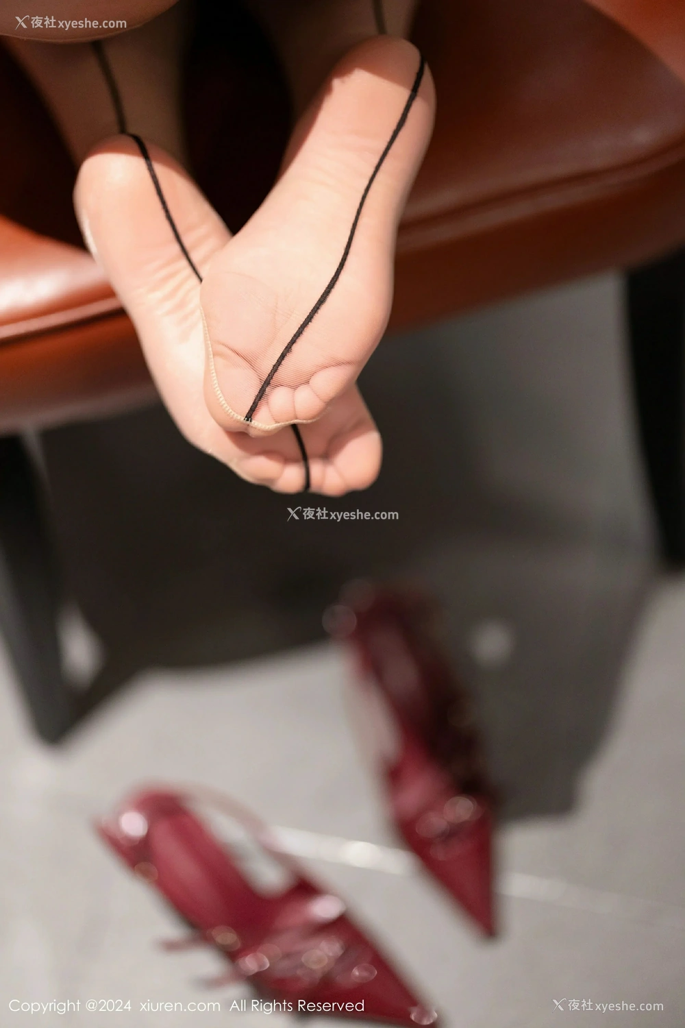 1P - [XiuRen秀人网] No.9348 杨晨晨Yome