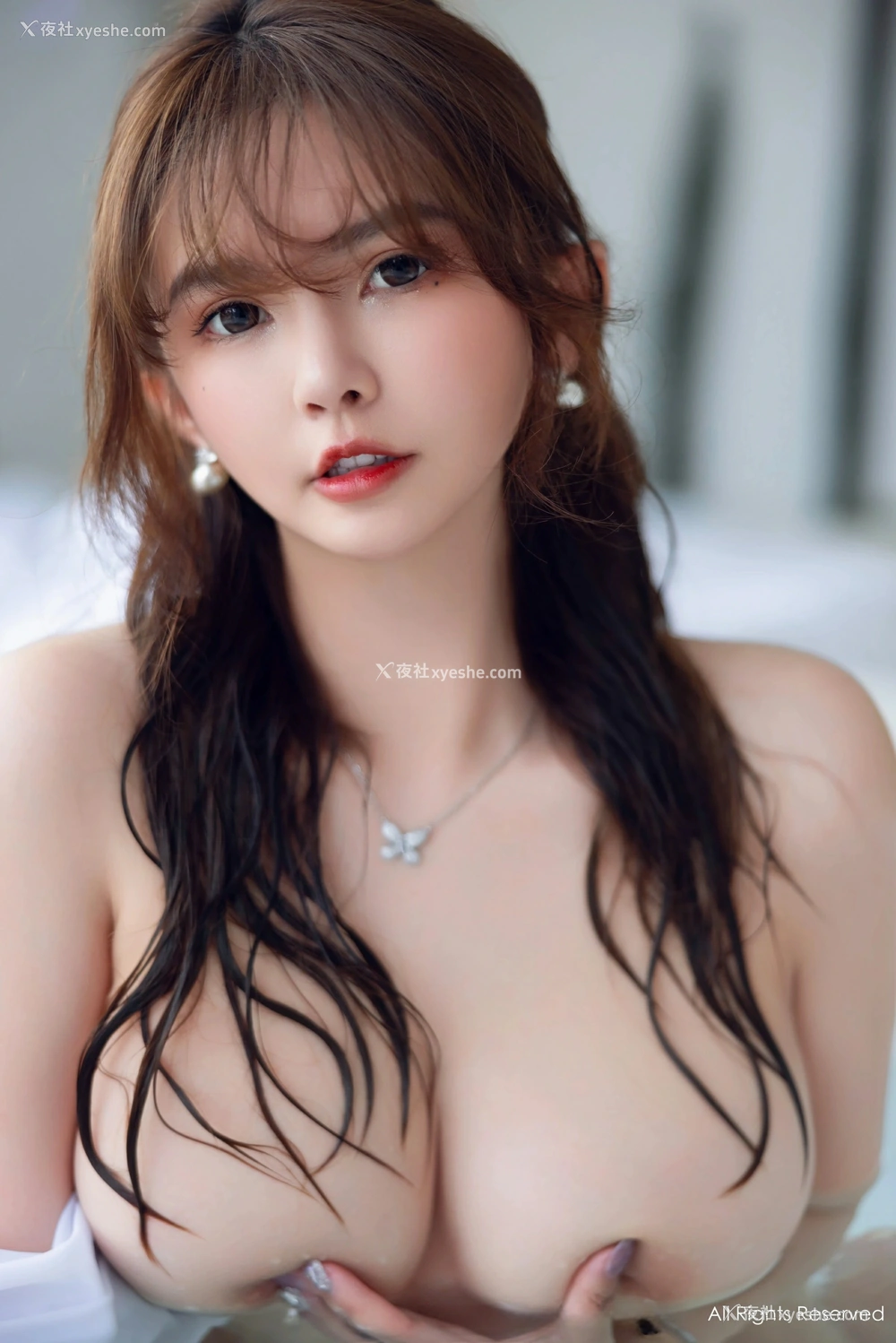 1P - [XiuRen秀人网] No.8624 张思允Nice