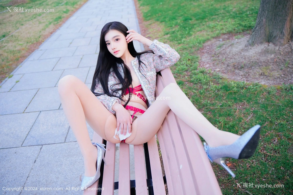 1P - [XiuRen秀人网] No.8489 龙雪儿