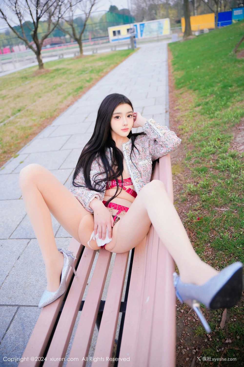 1P - [XiuRen秀人网] No.8489 龙雪儿