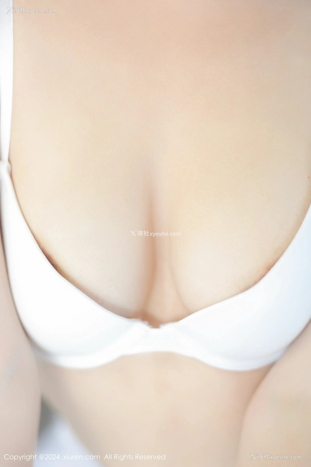 1P - [XiuRen秀人网] No.8564 桃妖夭